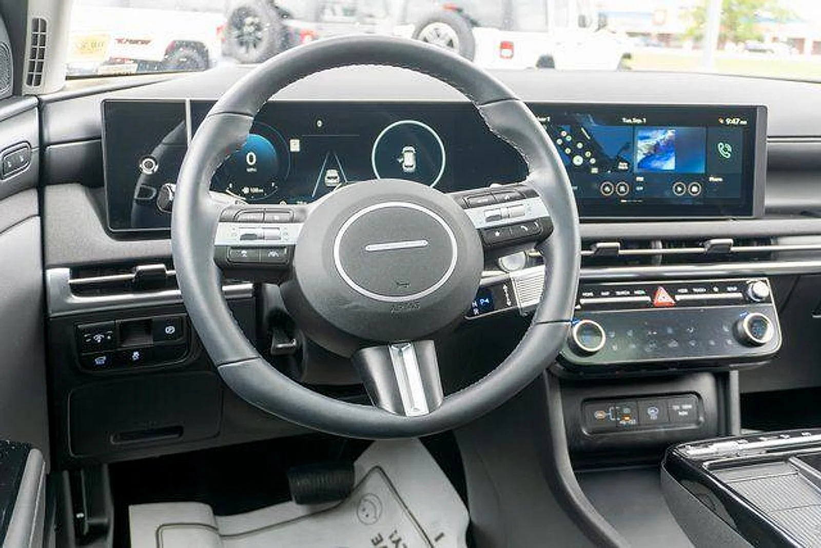 Used 2025 Shimmering Silver Hyundai Limited image 14