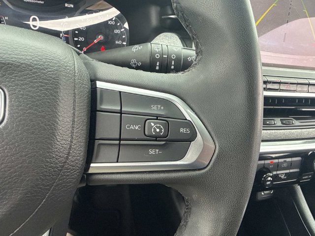 Used 2024 Bright White Clearcoat Jeep Latitude image 30
