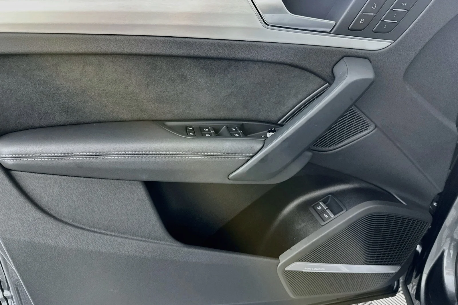 Used 2024 Daytona Gray Pearl Effect Audi S line Premium Plus image 21