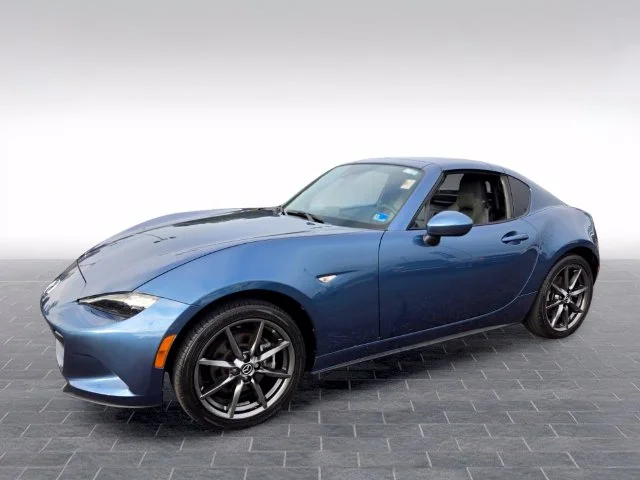 Used 2018 Blue Mazda Grand Touring image 3