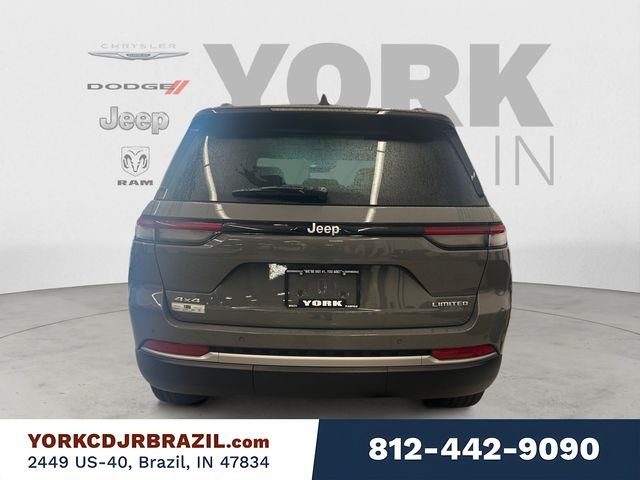 New 2027 Sting-Gray Clearcoat Jeep Limited image 4