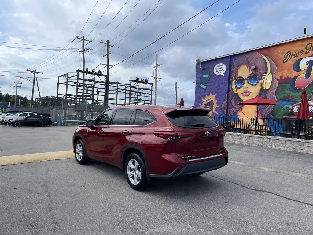 Used 2020 Red Toyota LE image 3