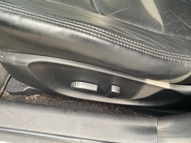 Used 2015 Black Obsidian INFINITI  image 2