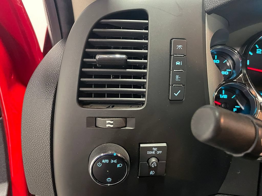Used 2011 FIRE RED GMC SLE image 72