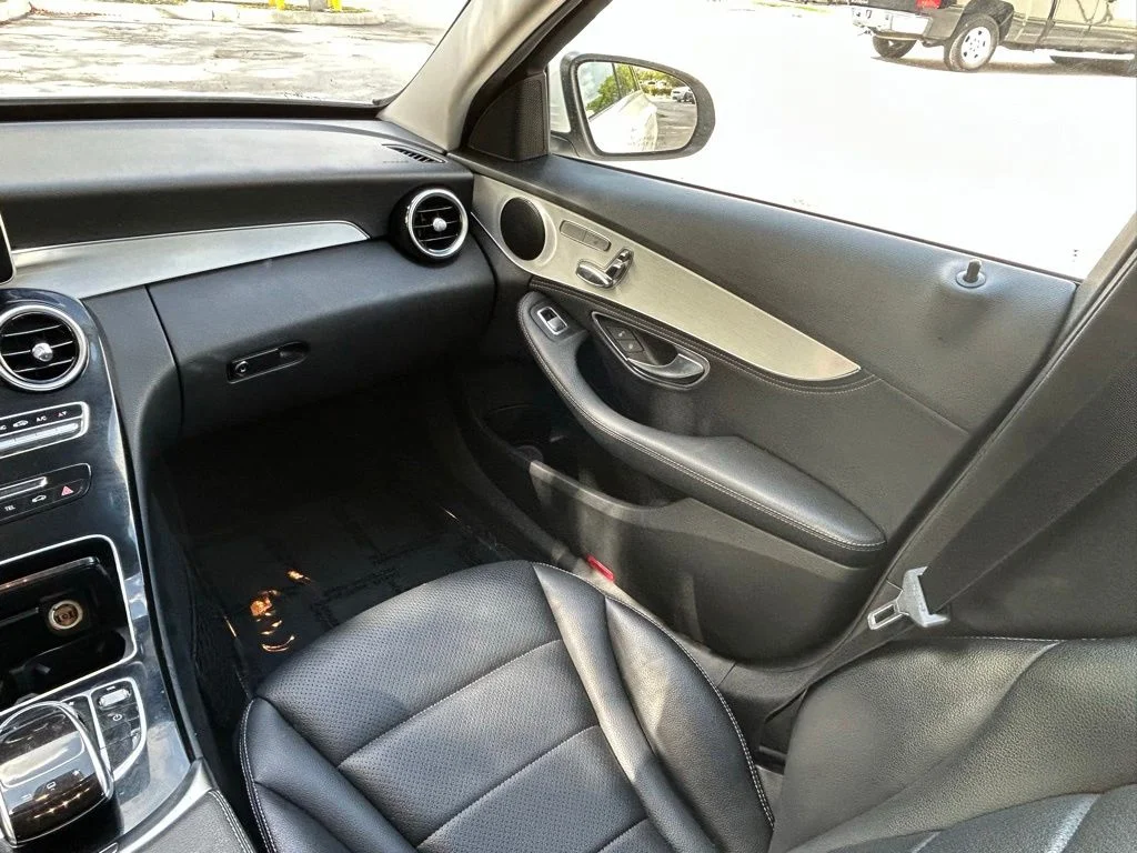 Used 2016 White Mercedes-Benz C 300 image 11