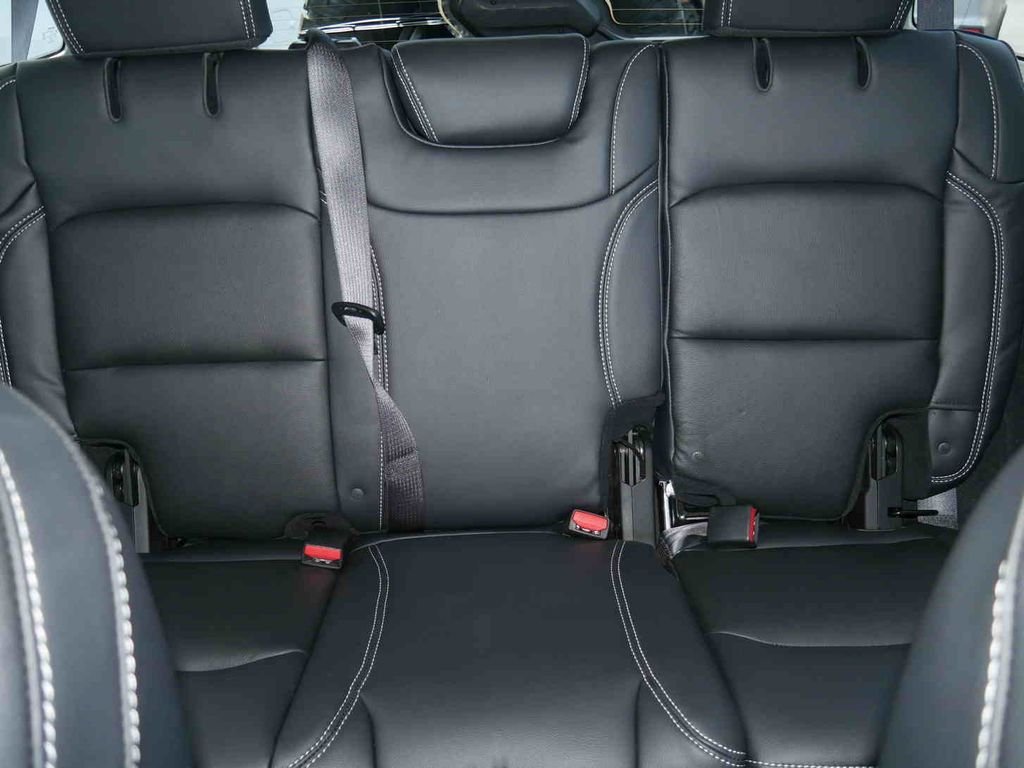 Used 2025 Gray Jeep Rubicon image 37