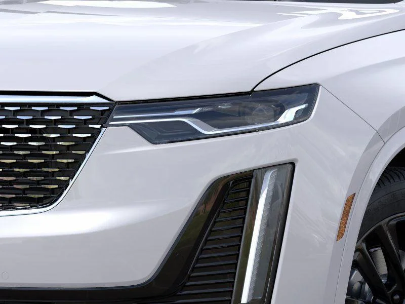 Used 2025  Cadillac Luxury image 10
