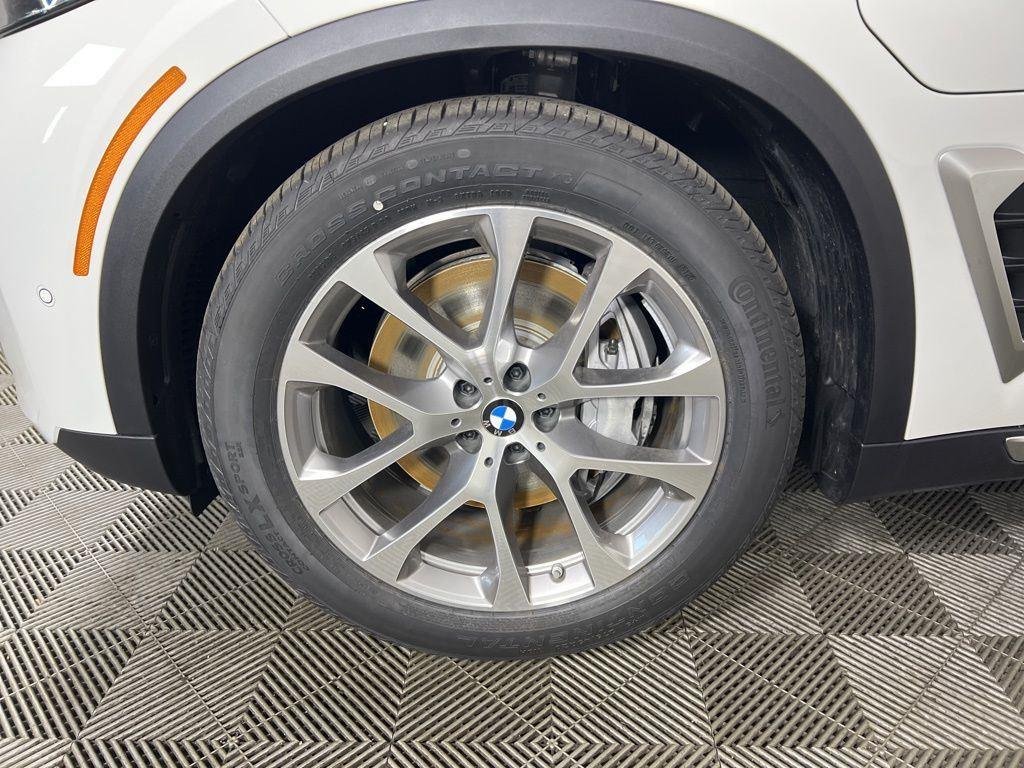 2026 BMW X5 50e - Photo 6