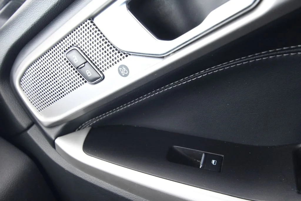 Used 2022 Gray Ford Limited image 26
