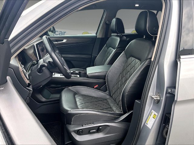 Used 2024 Silver Volkswagen 2.0T SEL Premium R-Line image 21
