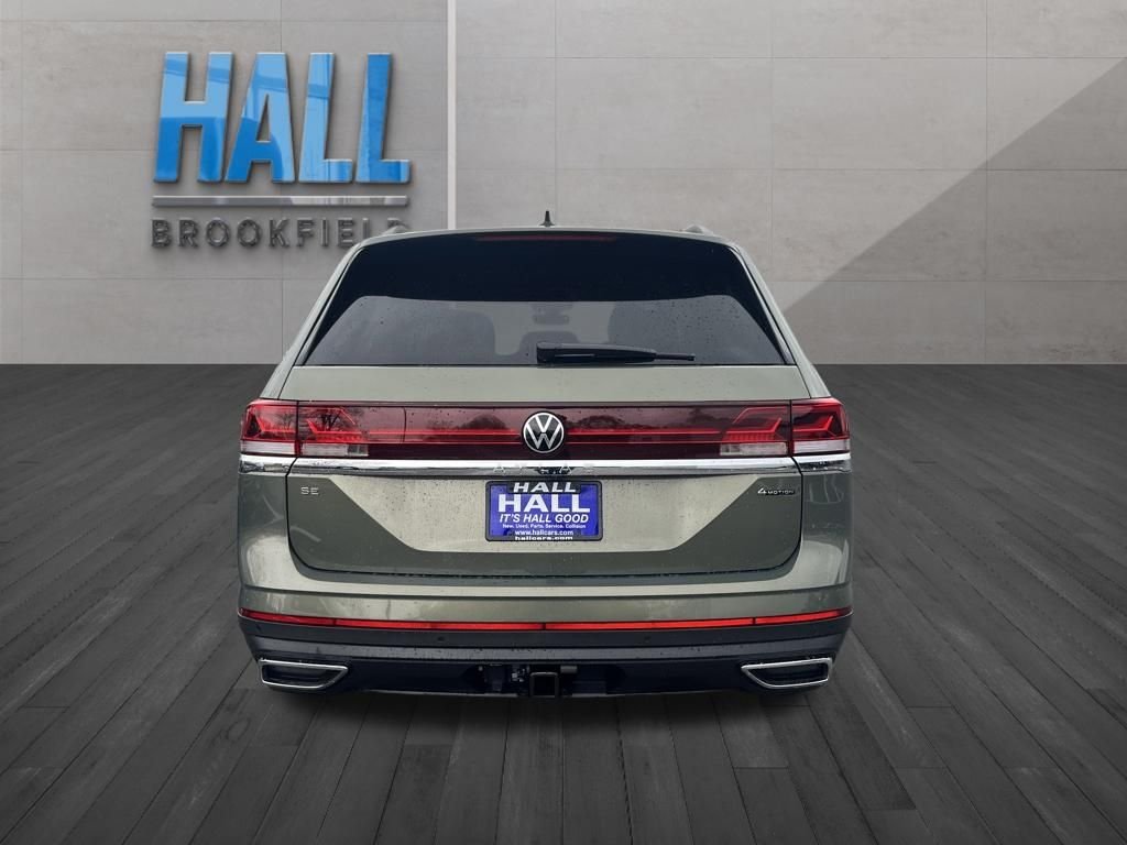 New 2026 Green Volkswagen 2.0T SE w/Technology image 4