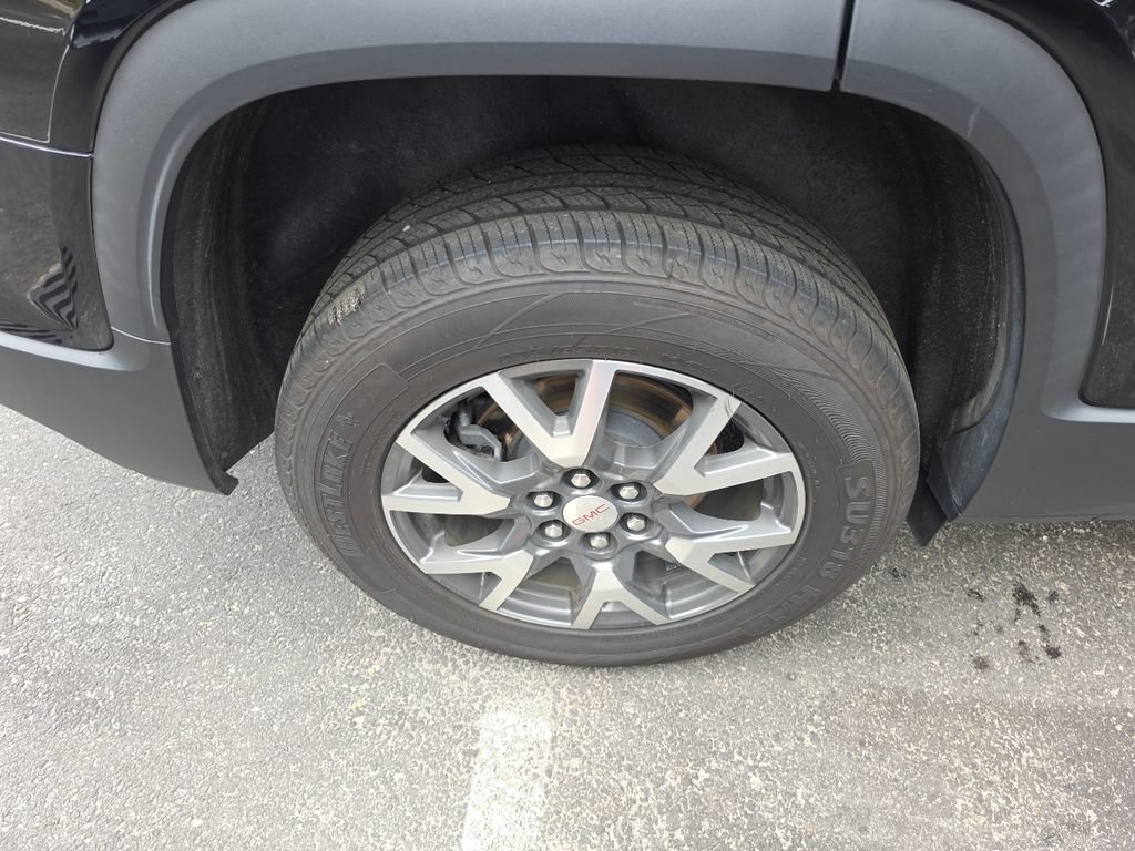 Photo 10
