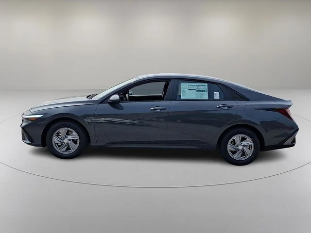 New 2026 Gray Hyundai SE image 4