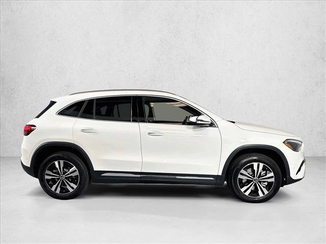 New 2026 Polar White Mercedes-Benz GLA 250 image 34
