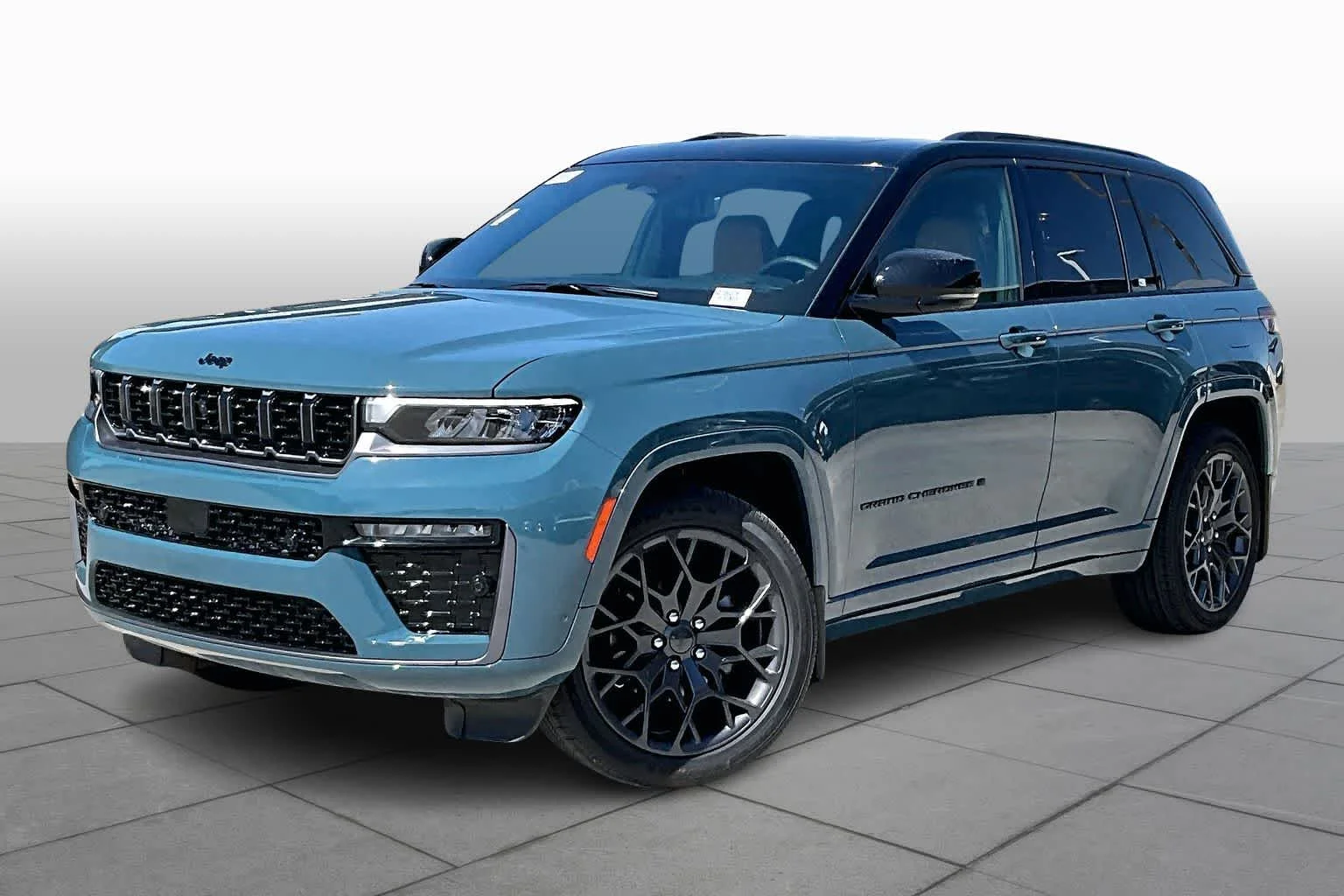 New 2026 Steel Blue Exterior Paint Jeep Summit image 2