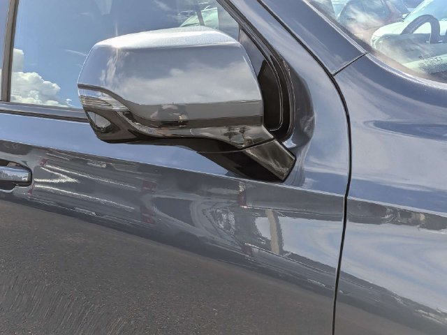 Used 2021 SHADOW GRAY METALLIC Chevrolet RST image 8
