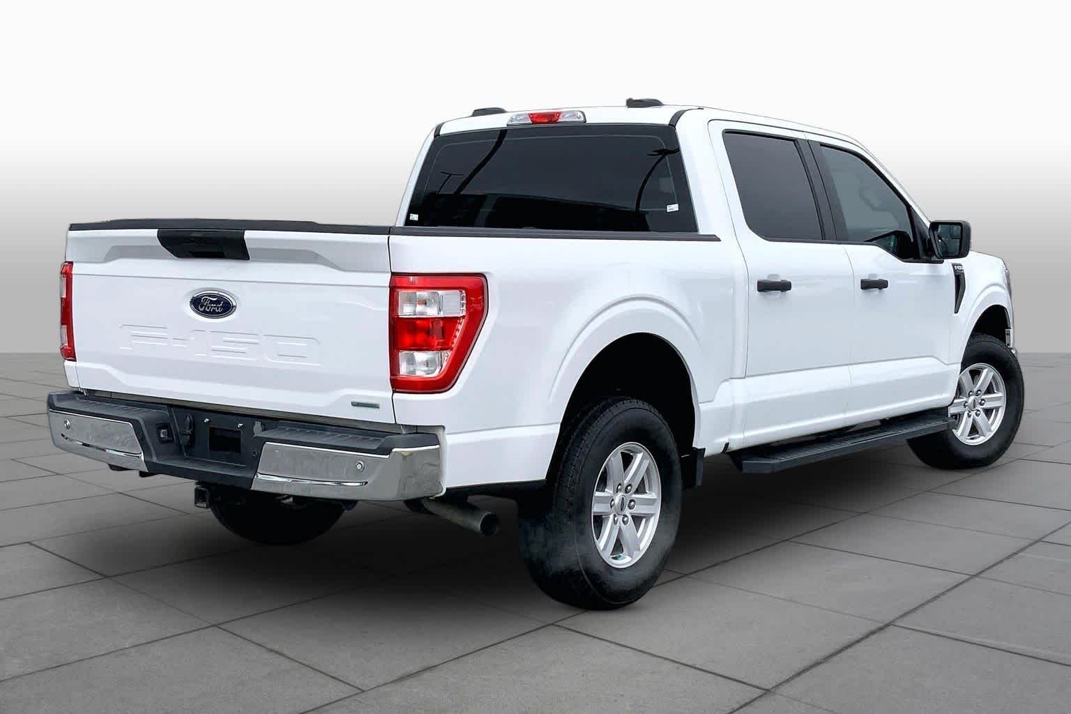 Used 2023 Oxford White Ford XL image 36