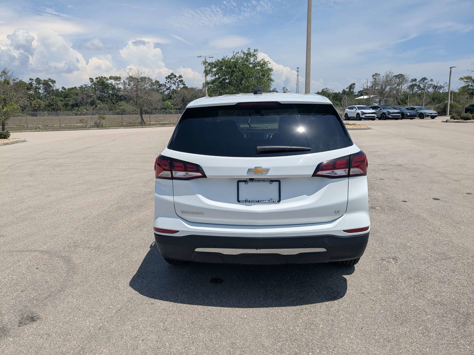 Used 2024 Summit White Chevrolet LT image 5