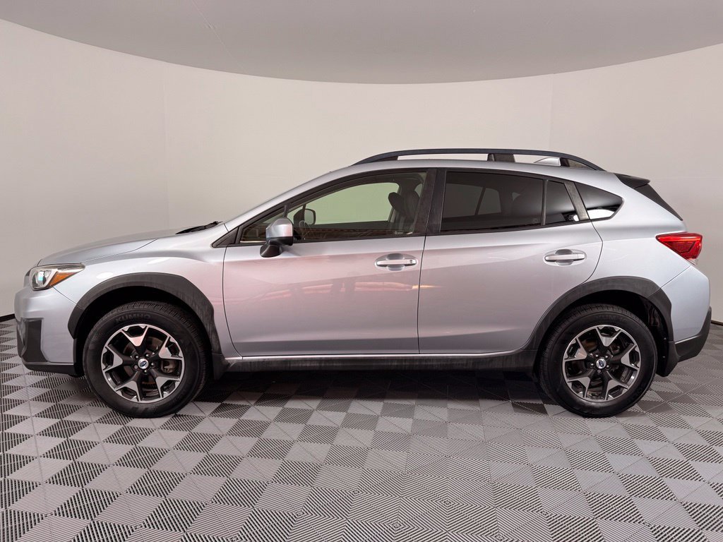 Used 2018 Silver Subaru 2.0i Premium image 16