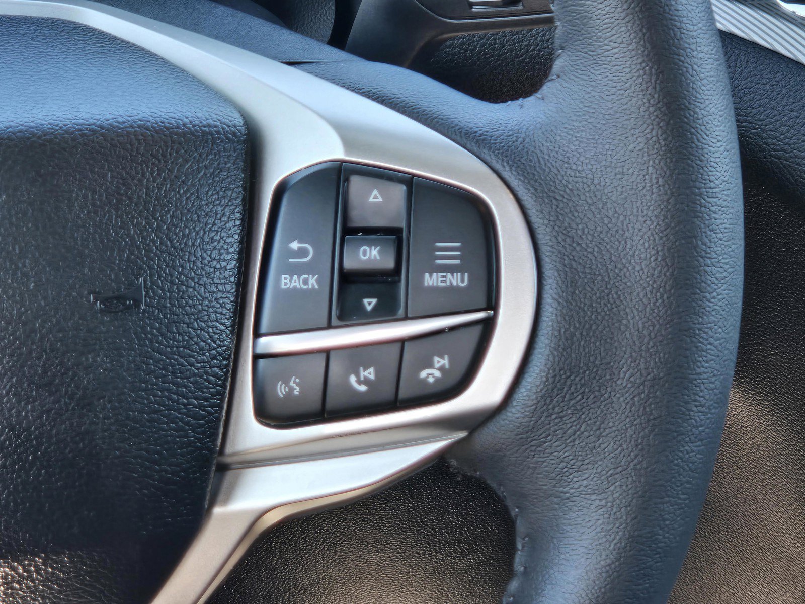 Certified Used 2024 Gray Ford XLT image 16
