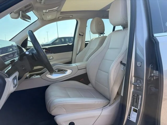 Used 2020 Beige Mercedes-Benz GLE 350 image 10