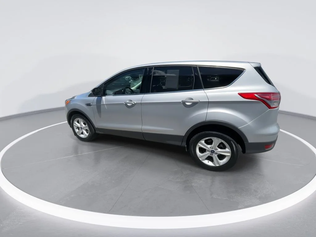 Used 2016 Silver Ford SE image 6