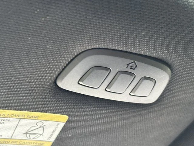 Used 2018 Silver Ford XLT image 44