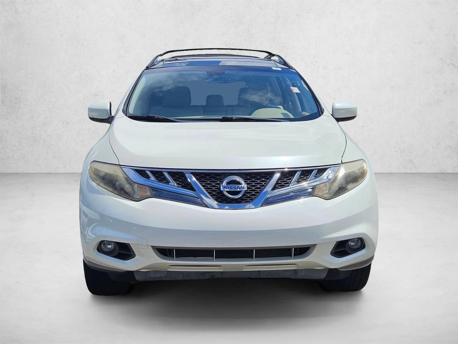 Used 2011 Glacier Pearl Nissan LE image 2