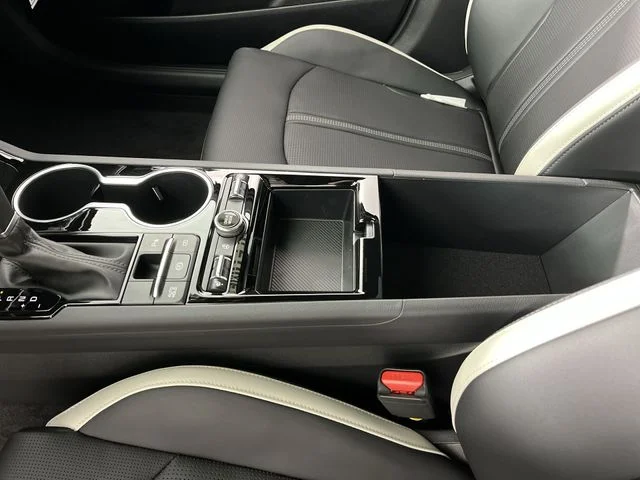 New 2026 Wolf Gray Kia GT-Line FWD image 21