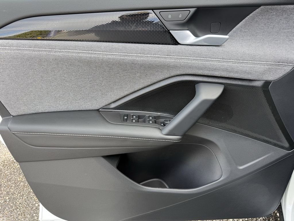 2026 Volkswagen Tiguan S - Photo 19