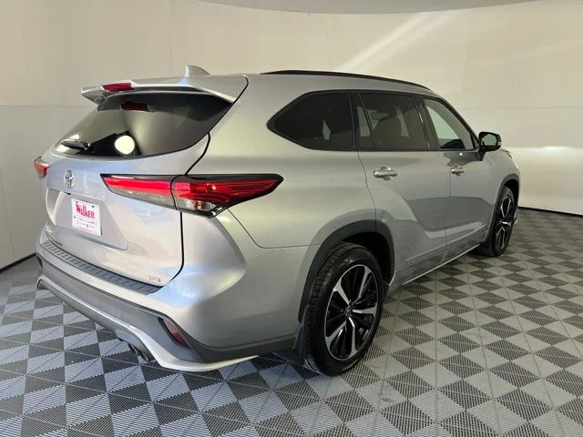Used 2022 Silver Toyota XSE image 7