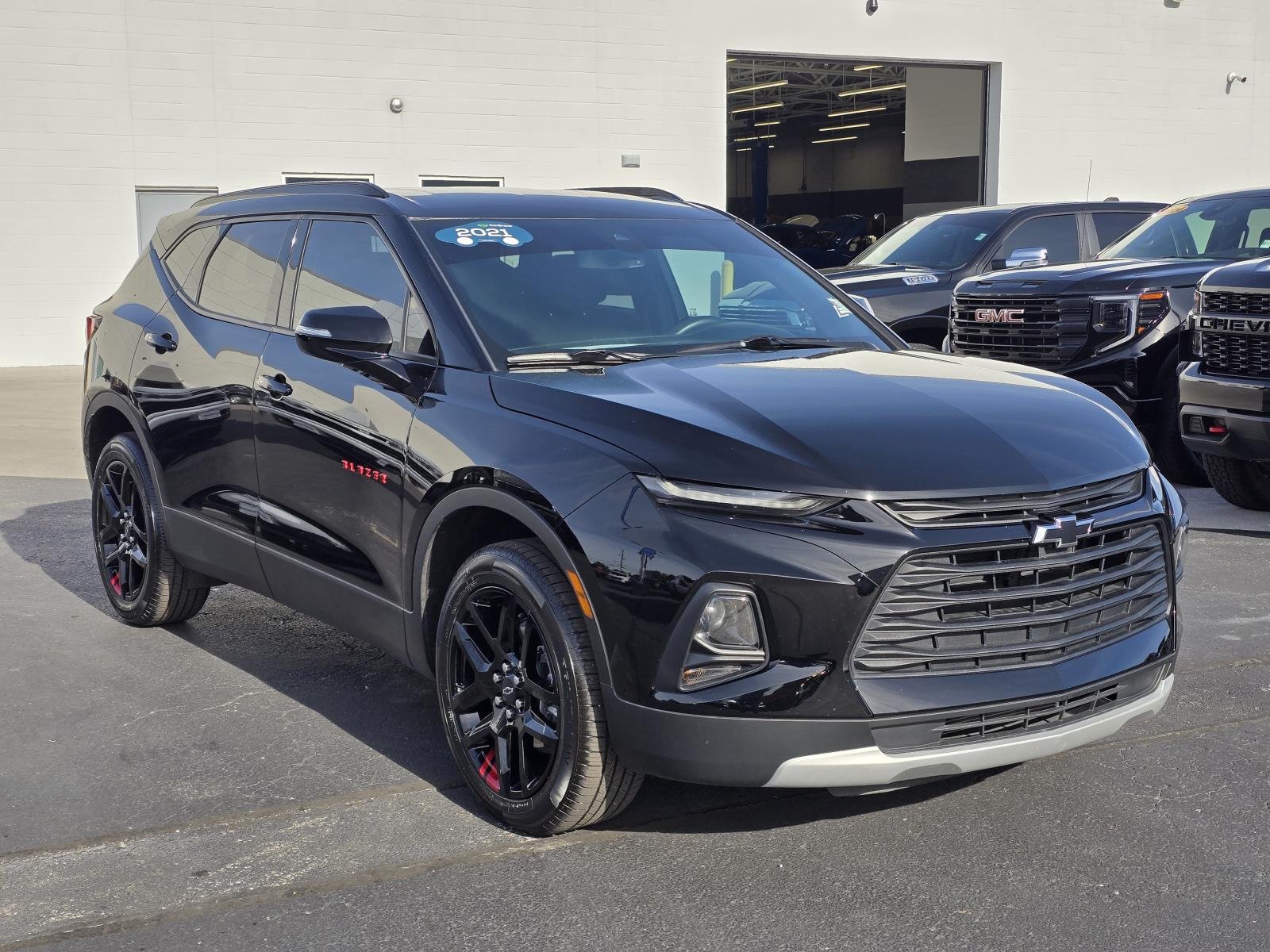 Used 2021 BLACK Chevrolet LT image 1