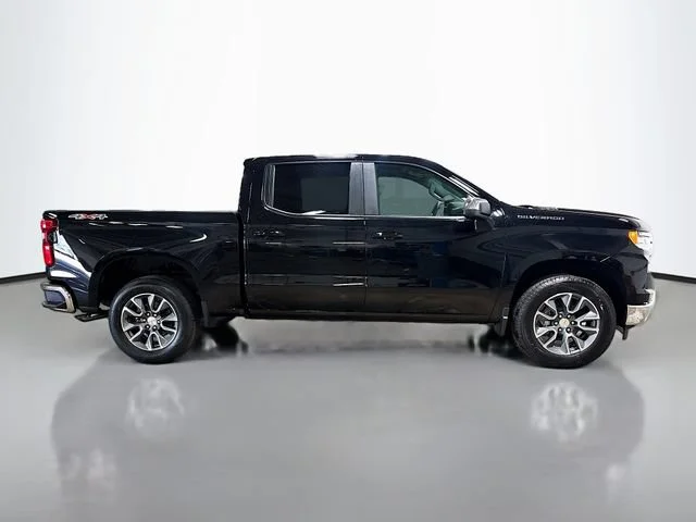 2026 Chevrolet Silverado 1500 LT - Photo 6