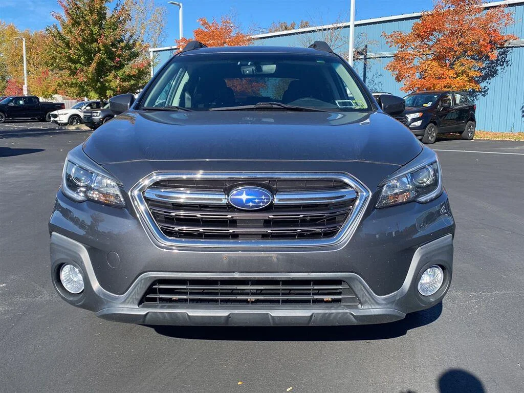 Used 2018 Magnetite Gray Metallic Subaru Premium image 5