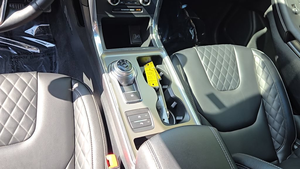 Used 2024 Black Metallic Ford Titanium image 14