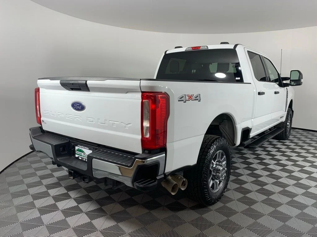 Used 2025 White Ford XLT image 7