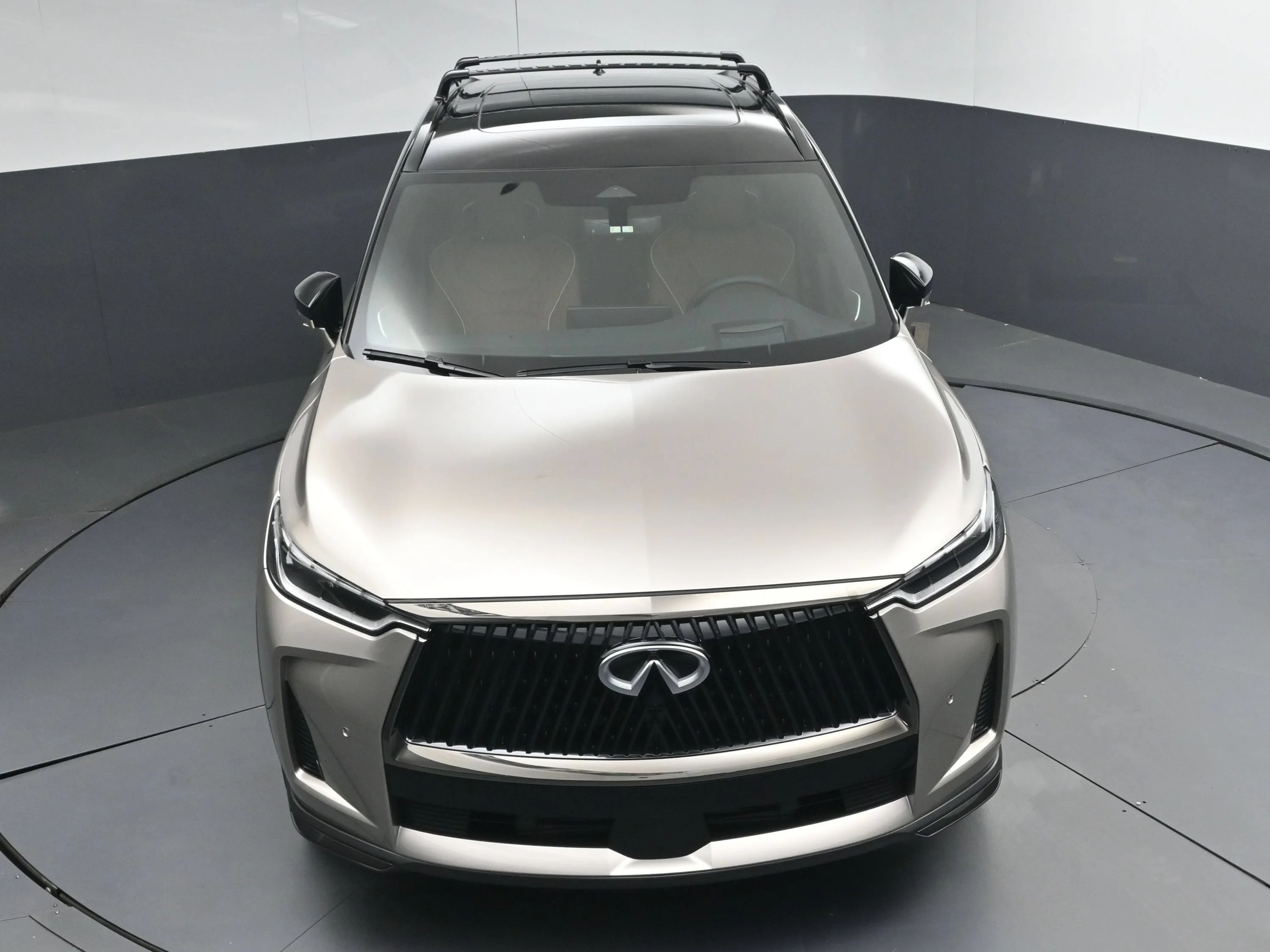 Used 2026 Warm Titanium/Black Obsidian INFINITI AUTOGRAPH image 35