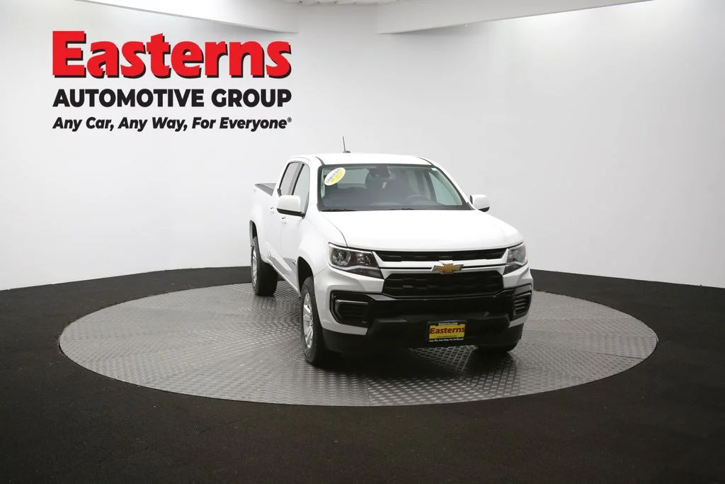 Used 2022 White Chevrolet LT image 49