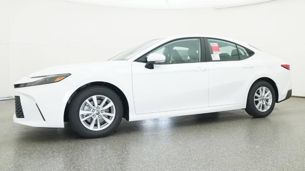New 2026 Ice Cap Toyota LE image 4