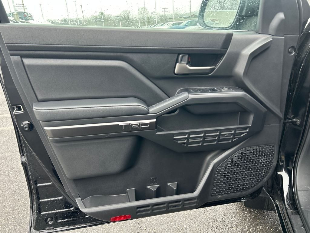 2026 Toyota Tacoma TRD Off Road - Photo 18