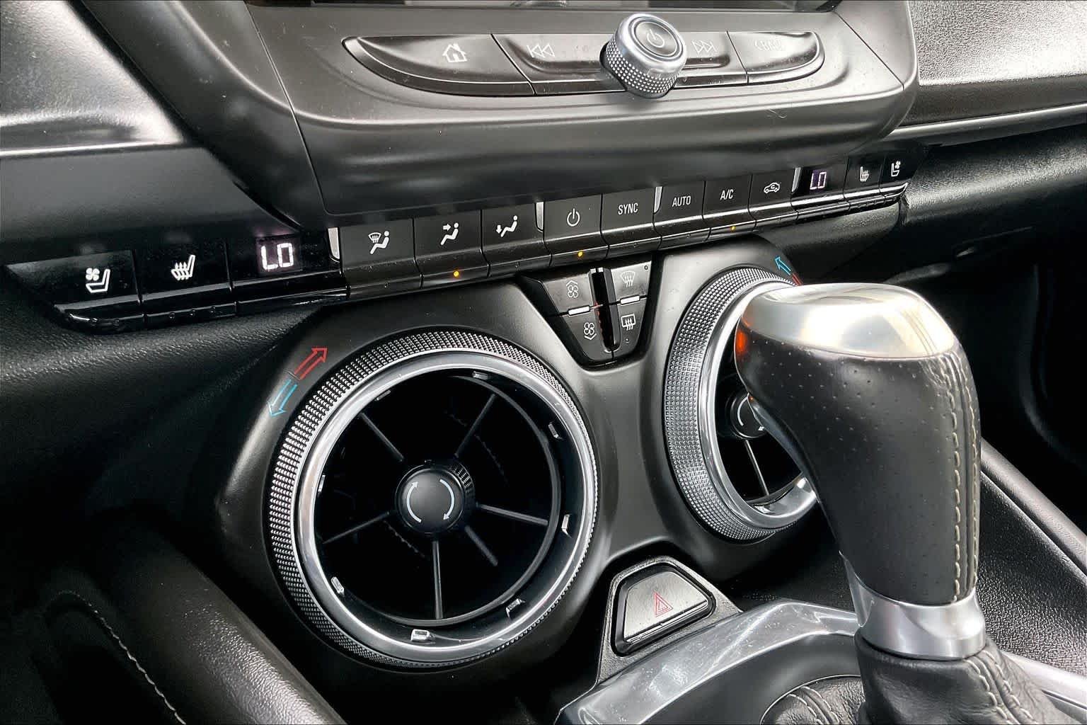 Used 2018 Arctic Blue Metallic Chevrolet 2SS image 31