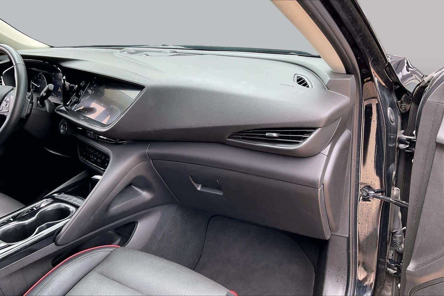 Used 2023 Ebony Twilight Metallic Buick Essence image 17