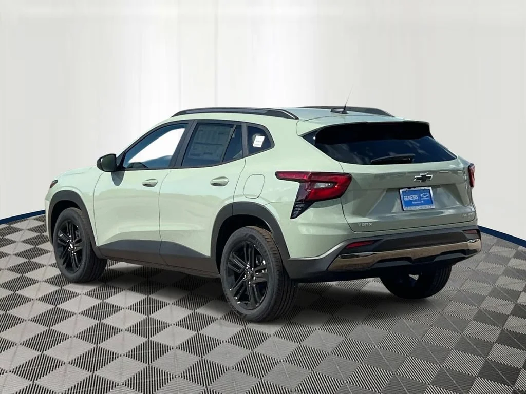 New 2026 Cacti Green Chevrolet ACTIV image 3