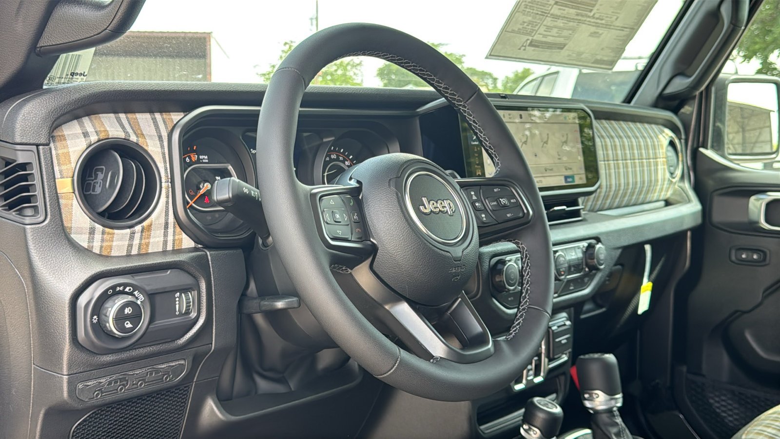 New 2026 Granite Crystal Metallic Clear-Coat Exterior Paint Jeep 85th Anniversary Edition image 10