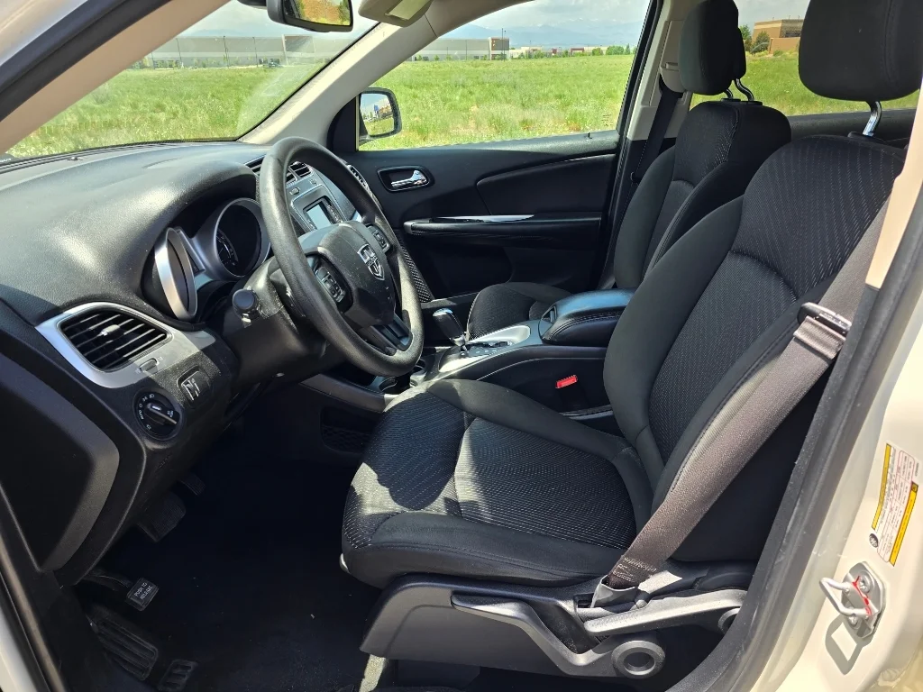 Used 2019 Vice White Dodge SE image 11
