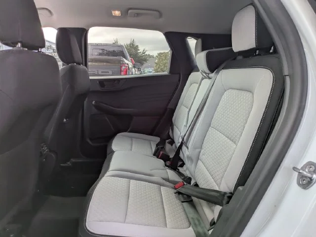 Used 2024 Oxford White Ford Active image 10