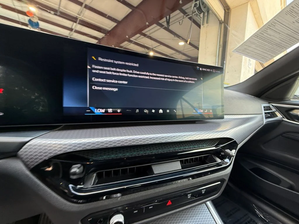 Used 2025 White BMW 430i image 21
