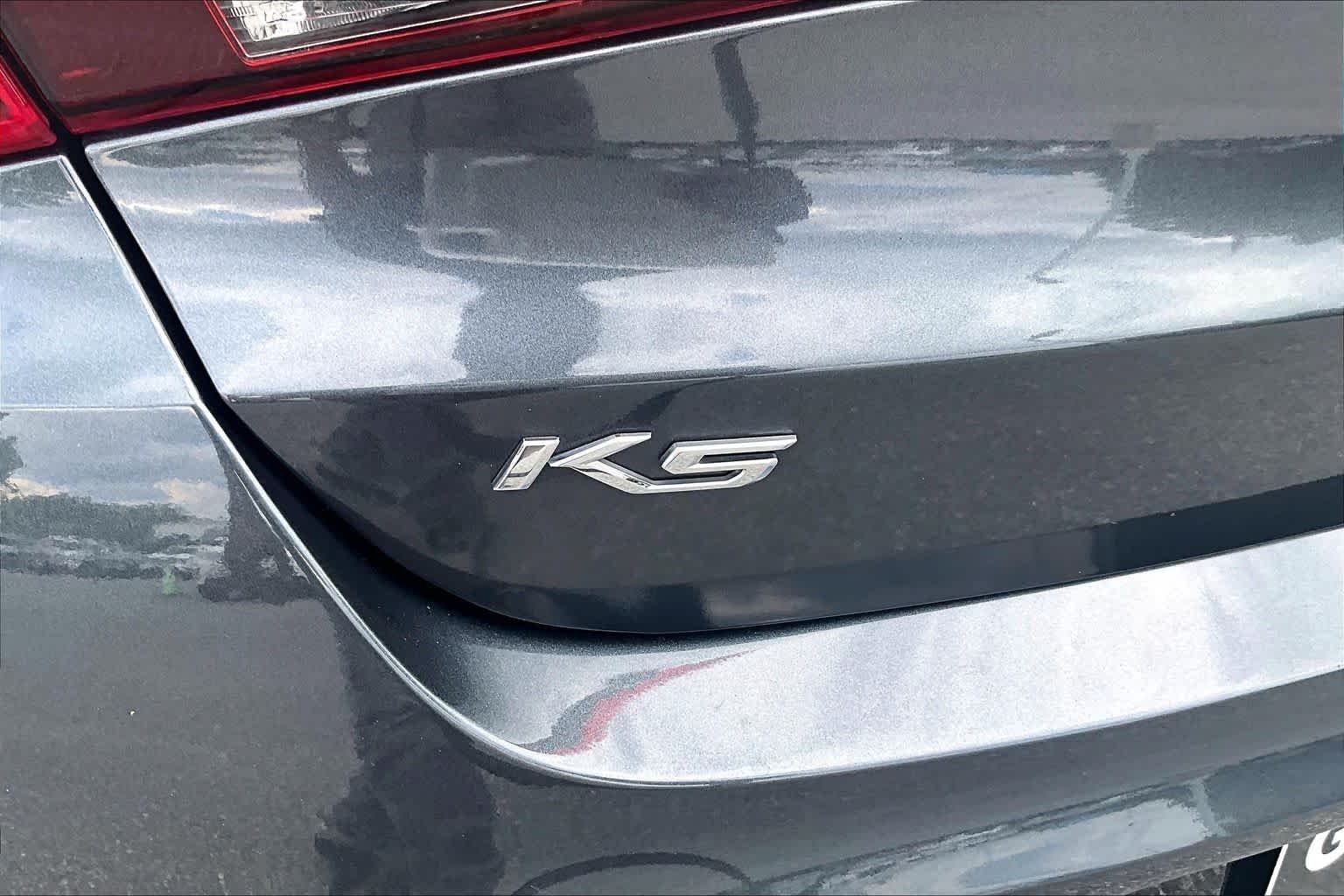 Used 2021 Gravity Gray Kia EX image 31