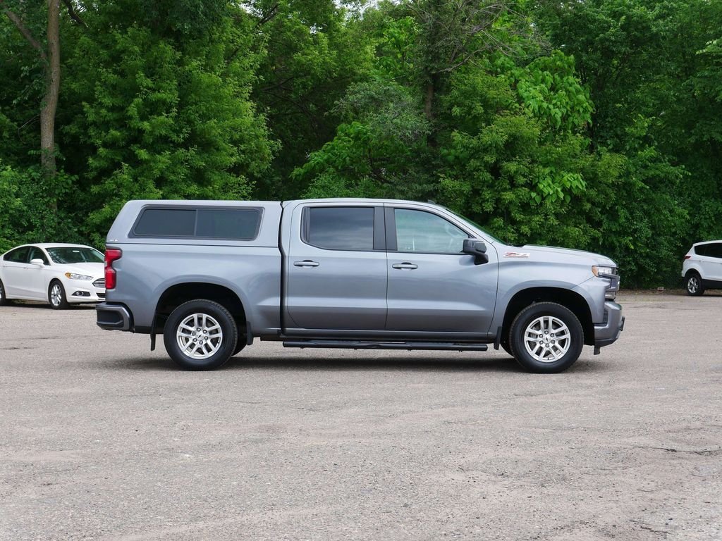 Certified Used 2022 Gray Chevrolet RST image 2
