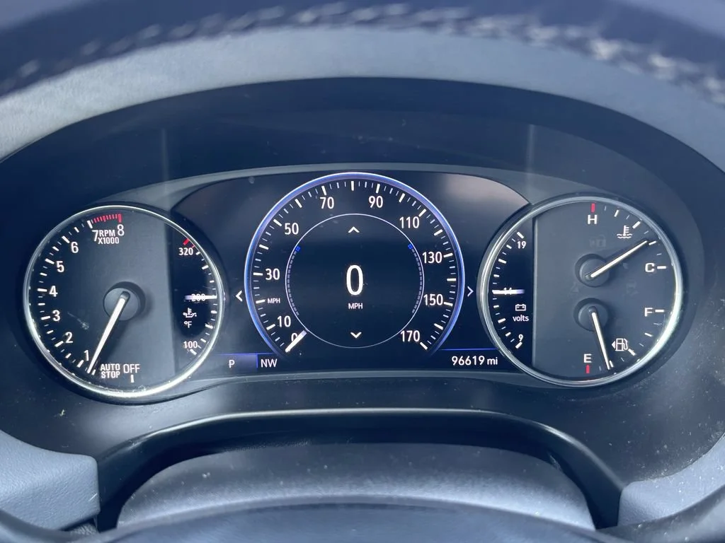 Used 2022 Includes Pitch Dark Night lower exterior accent color.) Buick Premium image 24